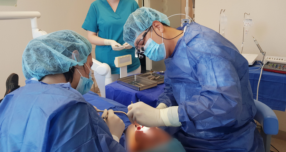 Zahnarzt Dr. med. dent. J.Kim M.Sc., Master of Science in oral Implantology